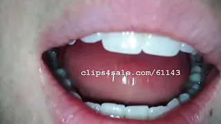 Vore Fetish - Jessika Eating Gummy Bears