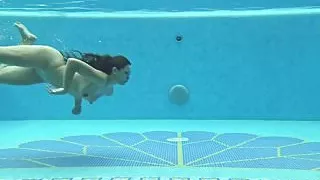 Big bouncy booty and saggy tits