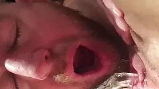 Squirting licking amateurs