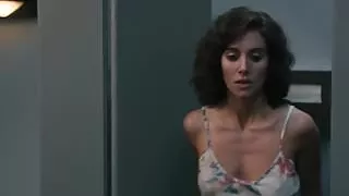 Alison Brie - GLOW s1e01 00