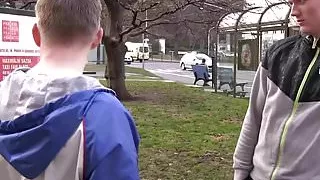 He easily seduces hetero taxi-driver