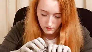 GlovesLover present SIlver Latex Gloves 1 (2018)