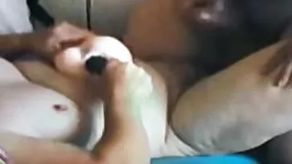 Ich bearbeite  die Gummifotze von meinem Eheschwein