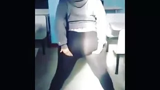 thick lightskin gurl