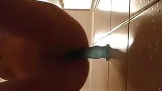 Dildo shower