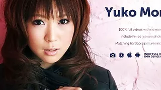 A sloppy threesome for her soaking wet cunt