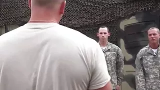 Schwuler Sex, Gruppensex, Militär, Muskel, Sexorgie, Uniformsex