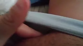 Girl rubbing clit showing feet