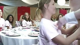 omg girlfriend  caught with strippers cum on face