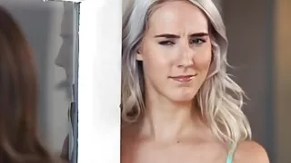 Alt dyke seduced by squirting babe