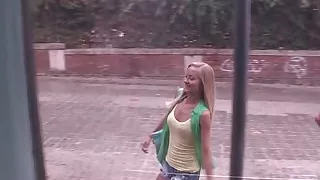 Sicilia trifft ihre alte Freundin in Barcelona