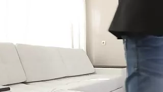 Alluring eurobabe screwed at sex casting