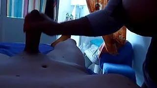 Handjob from my busty hairdresser