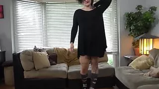 Chubby casting tranny toying her asshole