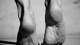 Feet 021 - Tiptoe Soles BW