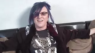 Alt Casting Transe spielt mit ihrem Arschloch