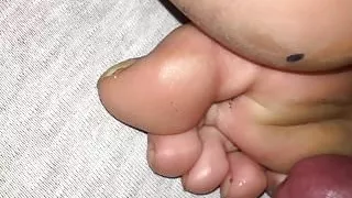 welding dirty feet from girlfriend  tasty