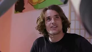 Sixtynining babe swallows