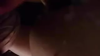 Ejaculation sur le cul de ma femme