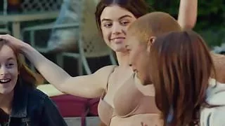 Lucy Hale, Alexandra Shipp, Kathryn Prescott, Awkwafina -Dud