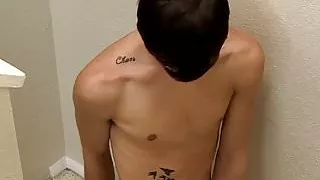 Skinny twink rubs his thick cock while drilling his own ass