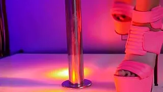 Sexy stripper Alix Lynx fingers her tight pussy