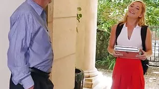 Fourway teen pussyfucked by grandpas