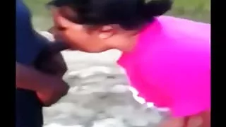 Mi prima me mama la verga a mi y a un amigo al aire libre