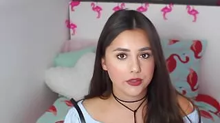 Sexy french brunette feet..