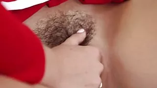 Brunette cheerleader doesnt know which pussy to taste first