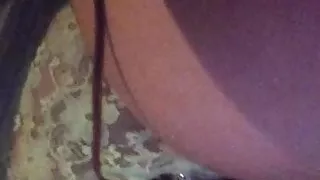 Mme se masturbe en voiture 2