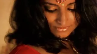 Dancing For Your Attention