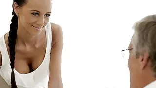 OLD4K. She can't control herself with her older boss