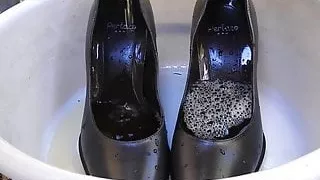 Piss in wifes grey high heel shoes