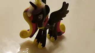 Cumming on Princess Cadance