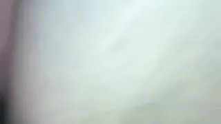 Claudia sur la table peut Quicky anal