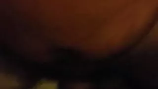 Amateur MILF creampie