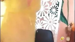 Live Dancing Sensual Yellow Transparency 0011