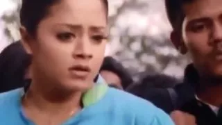 Brüste in der Öffentlichkeit hart drücken