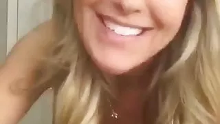 brandi showing her hot body