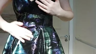Oiling up my Yummy Gummy dress