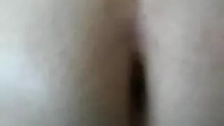 Good lil white bitch getting it