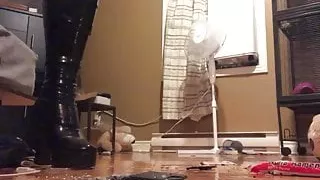 Mistress Samantha in boots  crushes everything she see’s