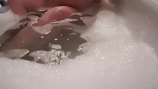 Amateur bbw masturbates with suction dildo in bath