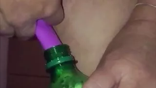 Pissing using her new toy and clean up!