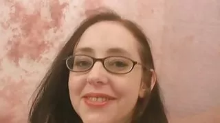 Nerdy reifes Babe vergnügt und alter Mann