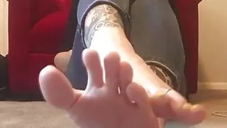 Readhead and her feet :)