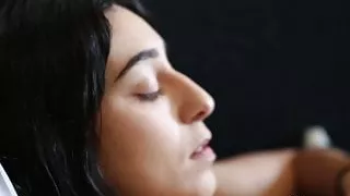 Yanks Violet&rsquo;s Slow Sensitive Ride to Orgasm