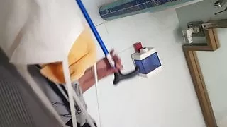 Calabria un mare di emozioni donna anziana