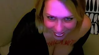 Pretty Italian Housewife Blows